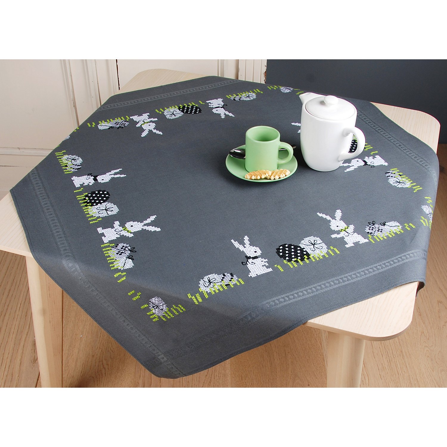 Stickmitteldecke 