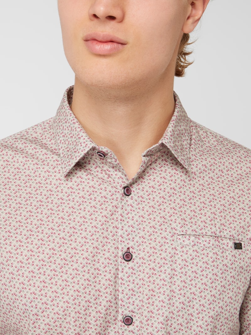 Slim Fit Freizeithemd mit Stretch-Anteil in fuchsia