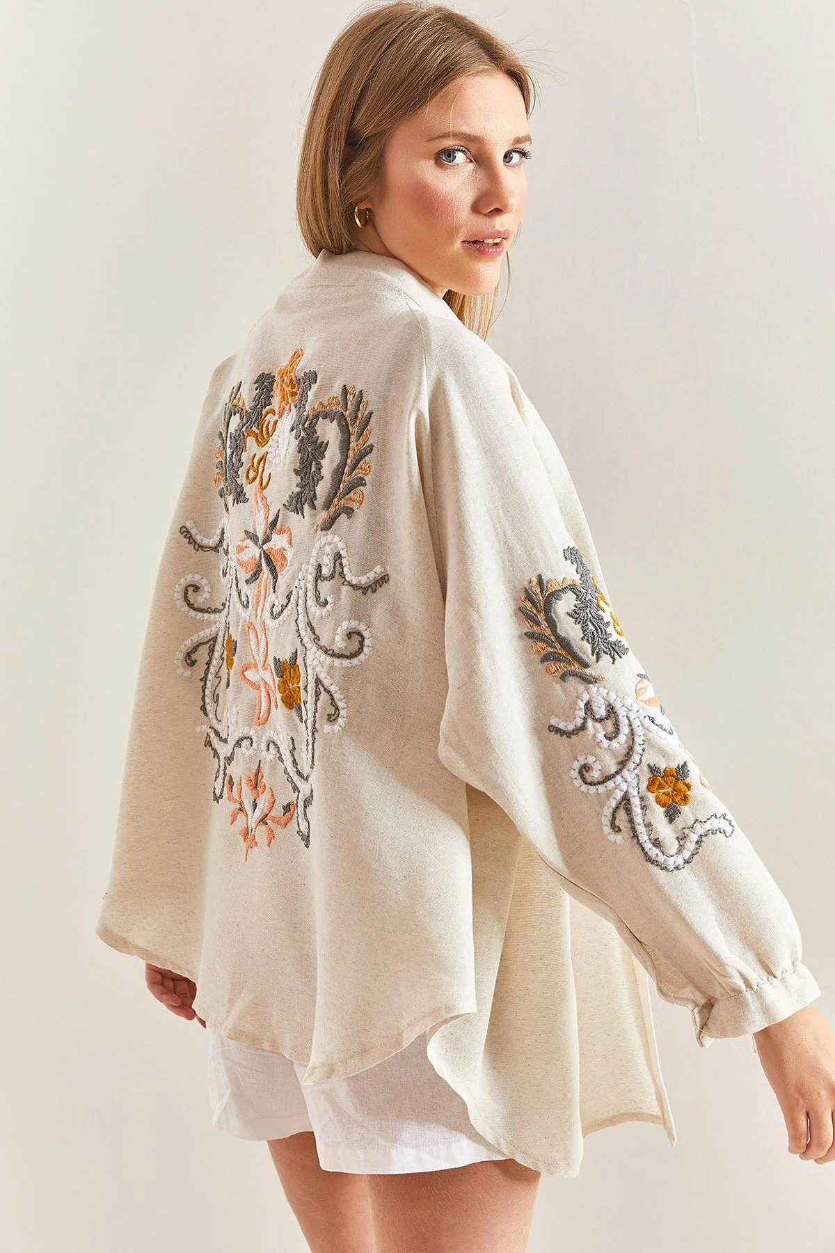 Bianco Lucci  Damen-Kimono aus besticktem Leinen