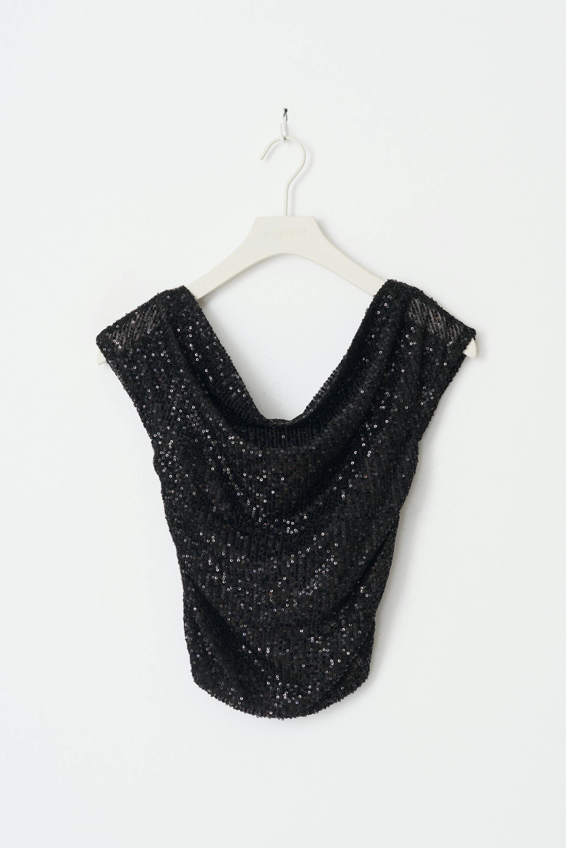 Y sequin off shoulder top