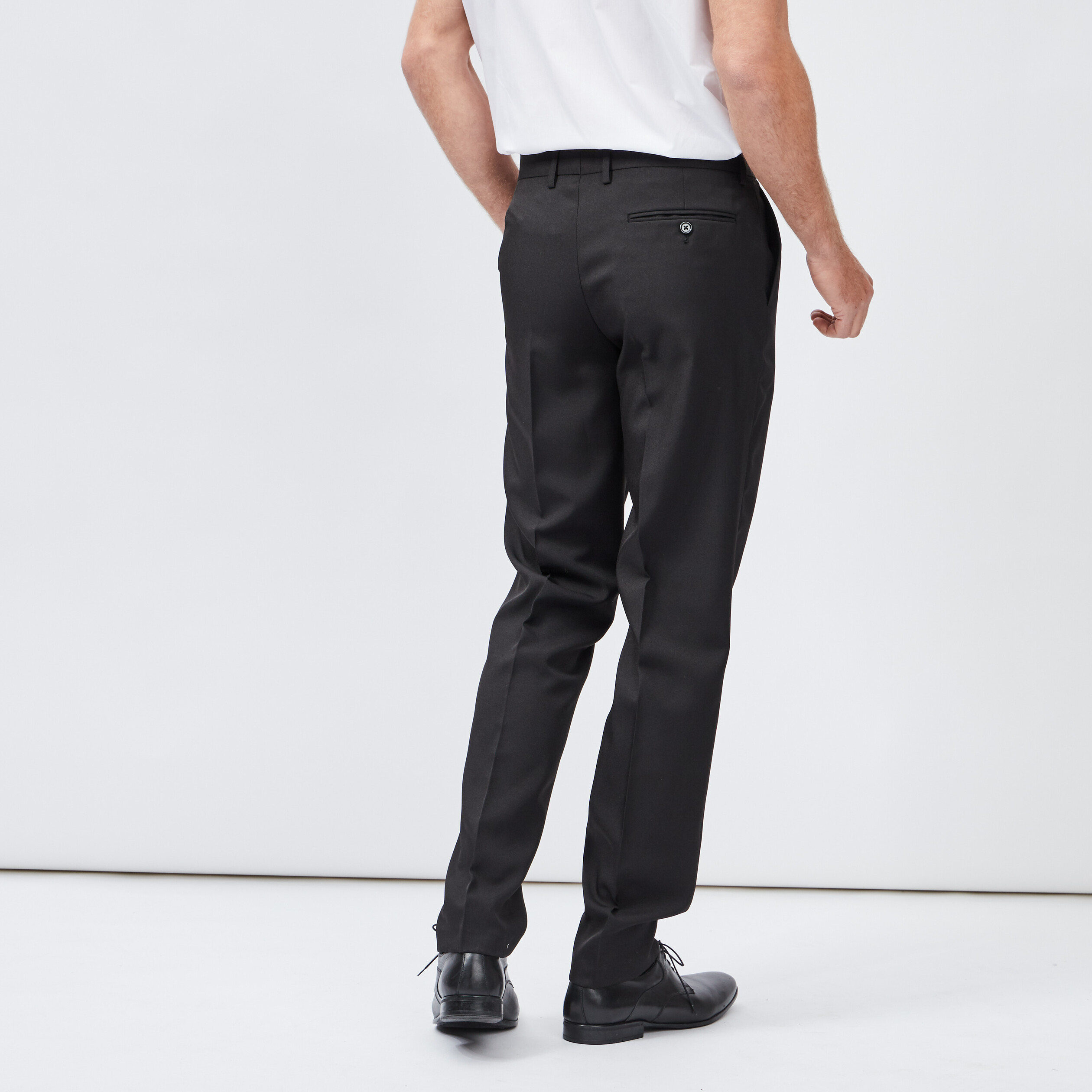 Pantalon droit avec pinces noir homme | La Halle