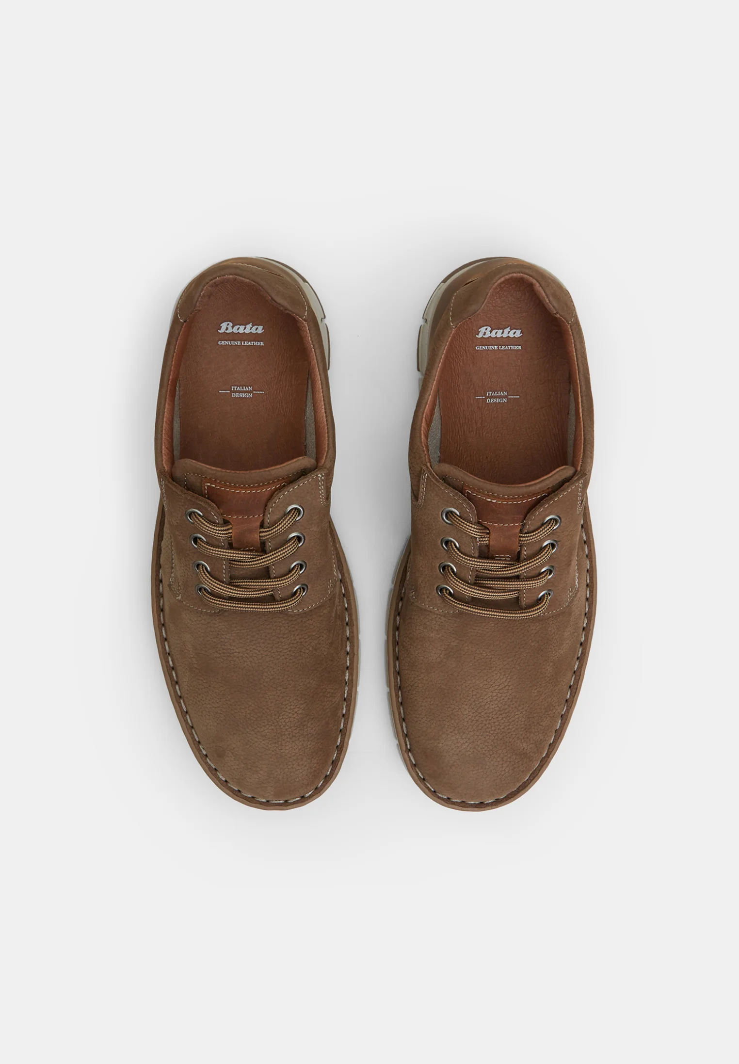 Zapatos deportivos con cordones Bata