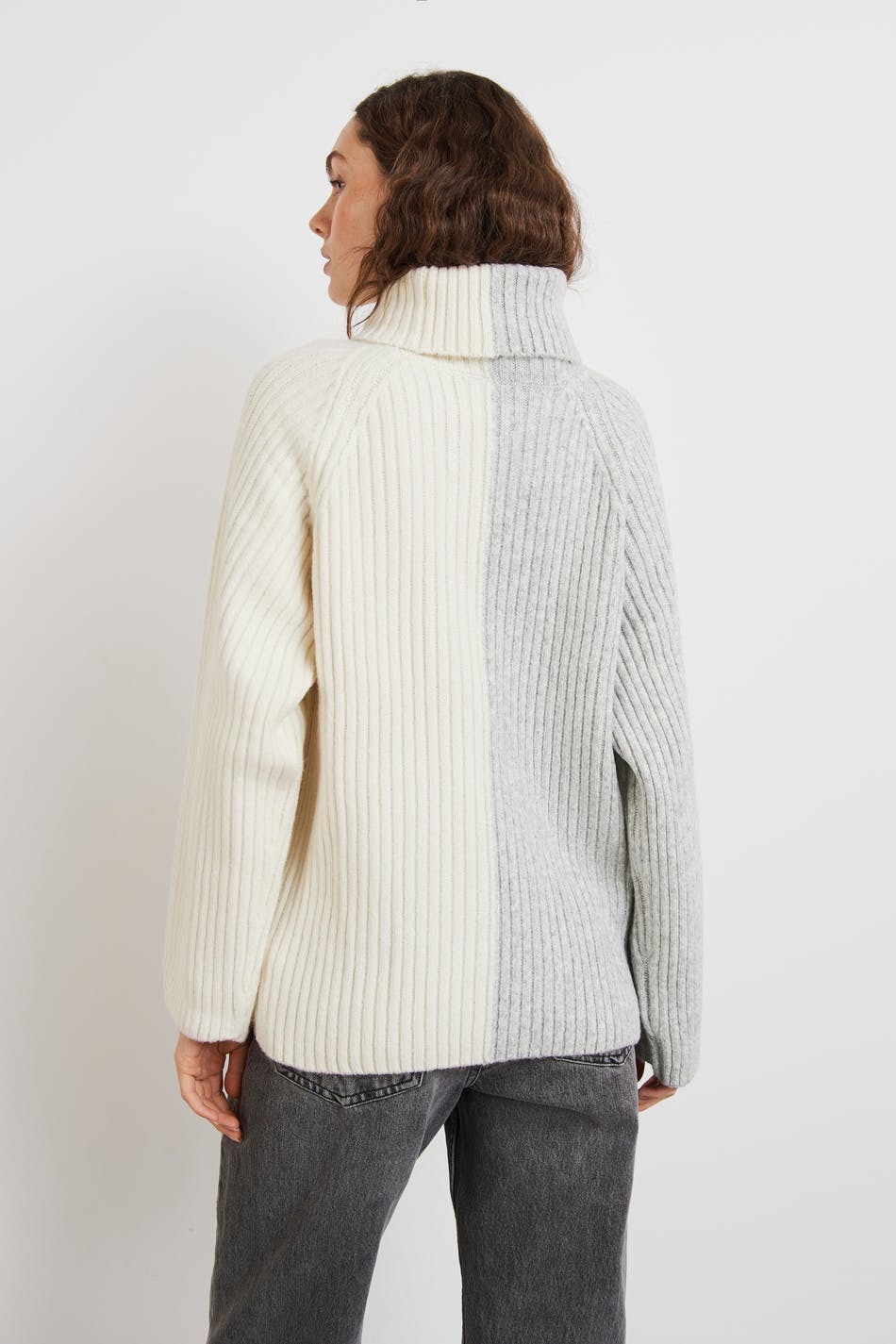 Fia knitted sweater
