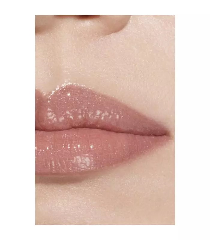 ROUGE COCO FLASH La Couleur, la Brillance, l'Intensité en un Éclair