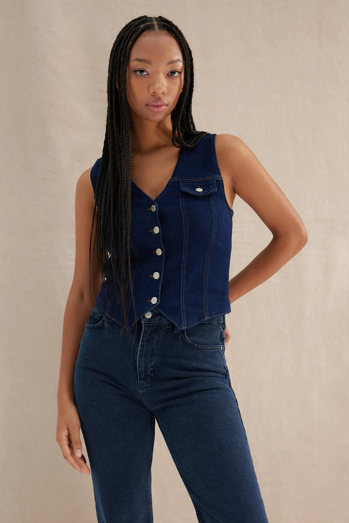 Trendyol Collection  Dunkelblaue Jeansweste TWOAW24YE00072