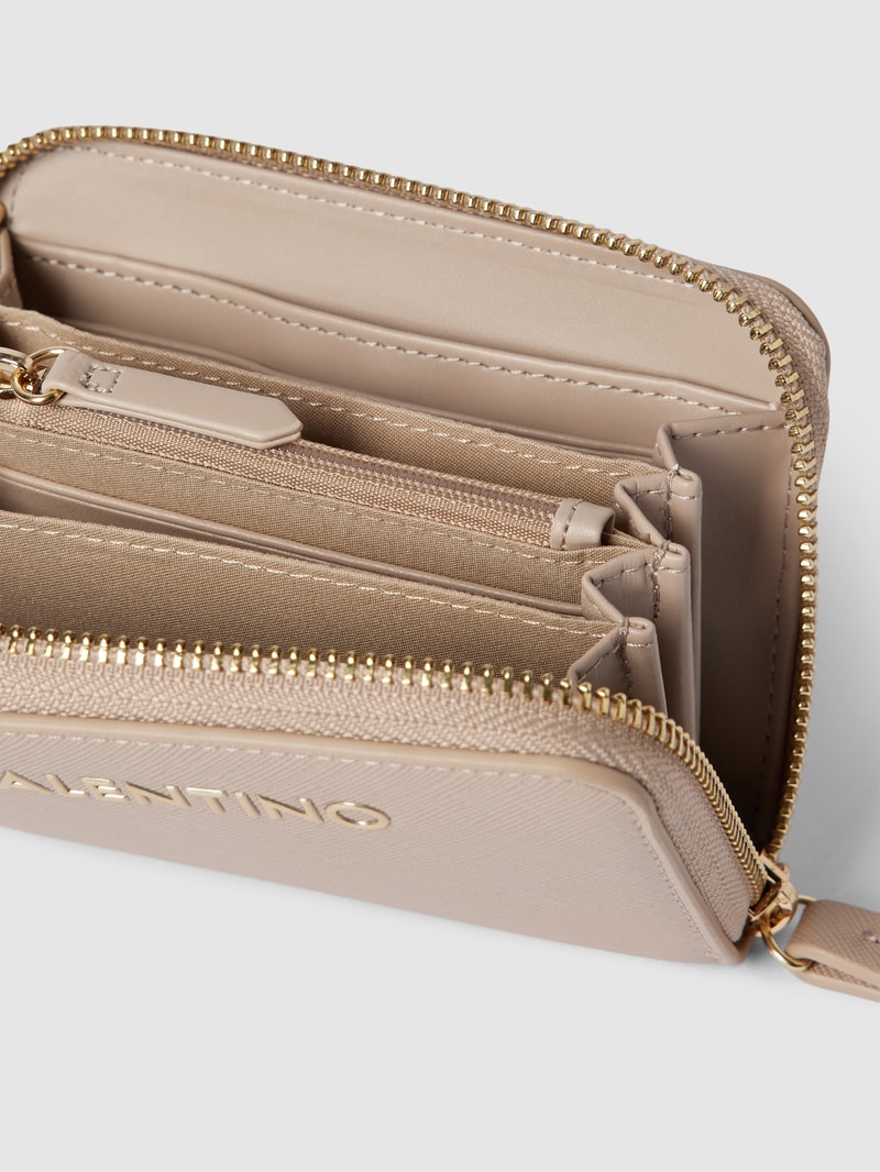 Portemonnaie mit Label-Detail Modell 'ZERO' in beige