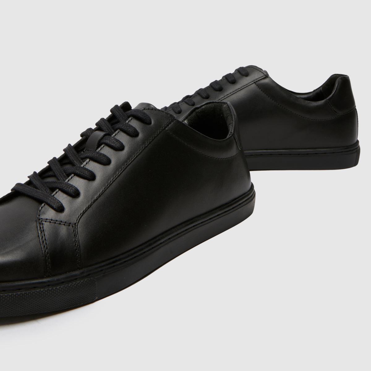 Schuh Wayne bőrcipők fekete színben