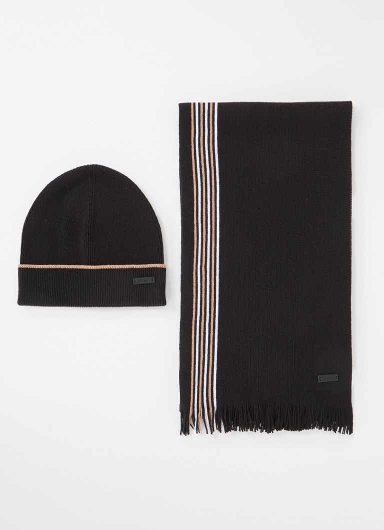 HUGO BOSS Hat and scarf 180 x 25 cm in gift box