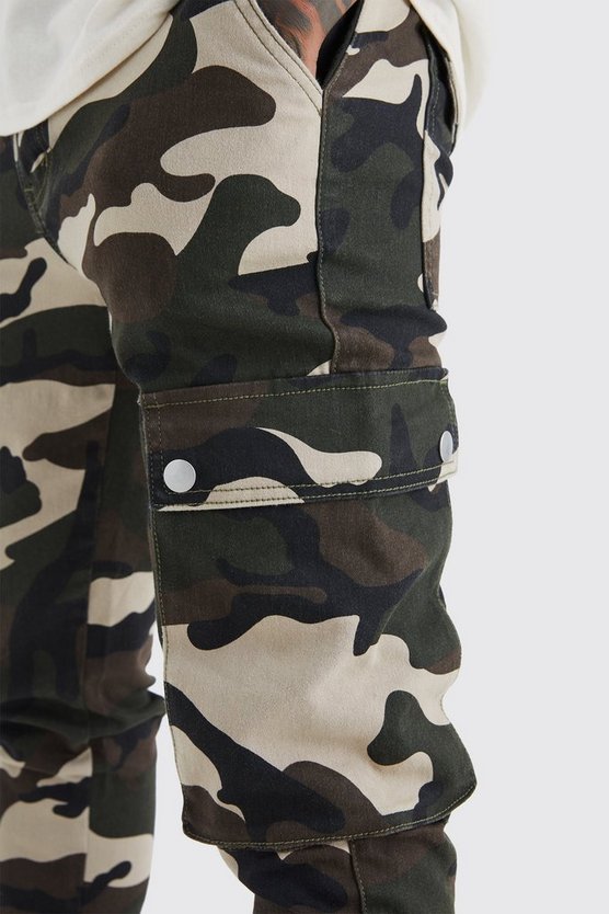 Skinny Camouflage Cargo-Hose mit Druckknöpfen