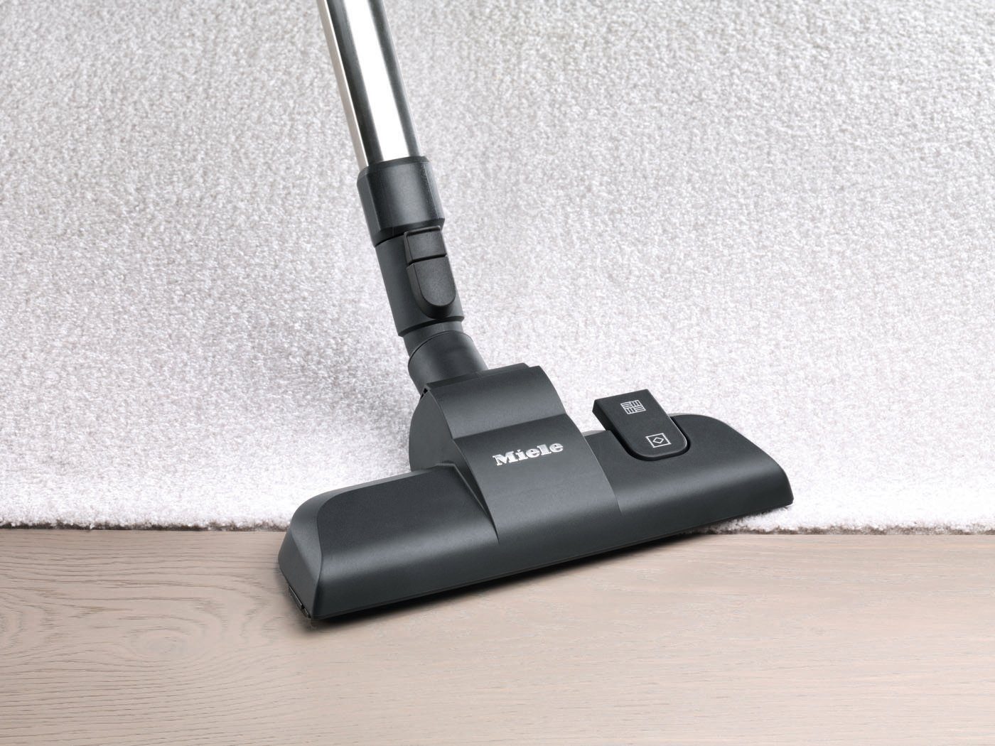 Miele Bodenstaubsauger Classic C1 PowerLine, 800 W, mit Beutel