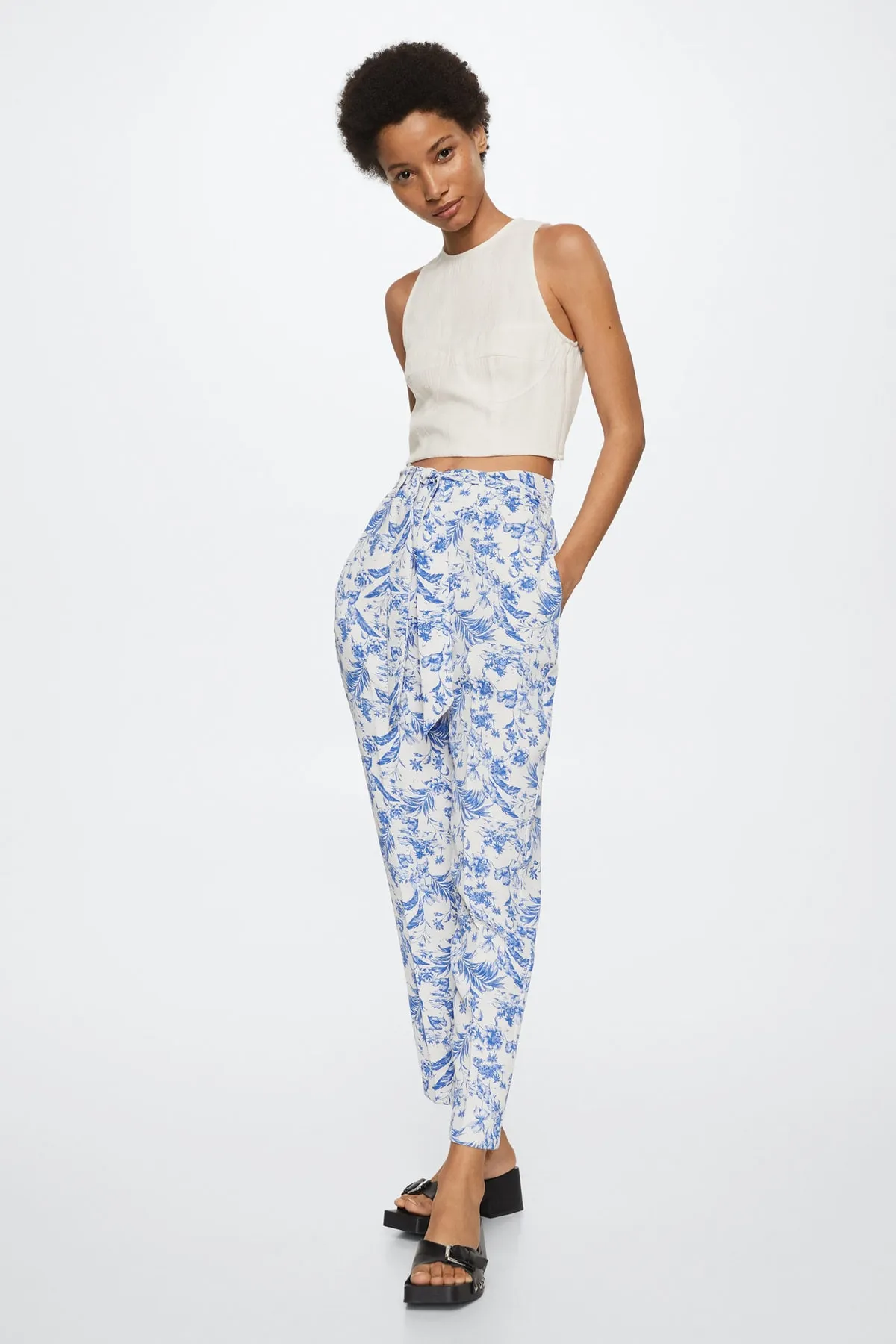 MANGO  Weiße Damenhose 27019202