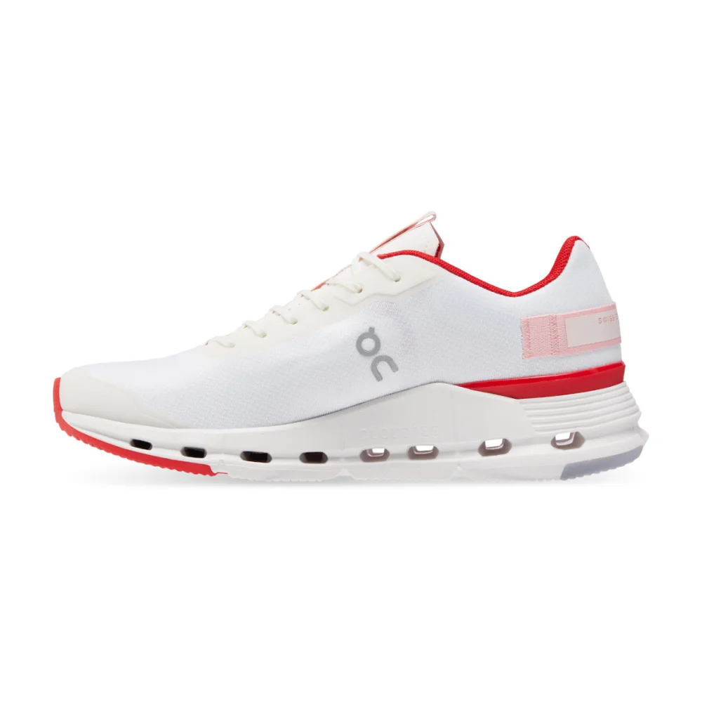 ON Cloudnova Form 26.98481 / weiss