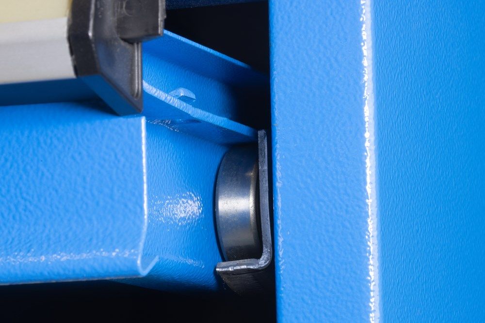 Huvema K8038 Mobilni radni sto sa zidom za alat