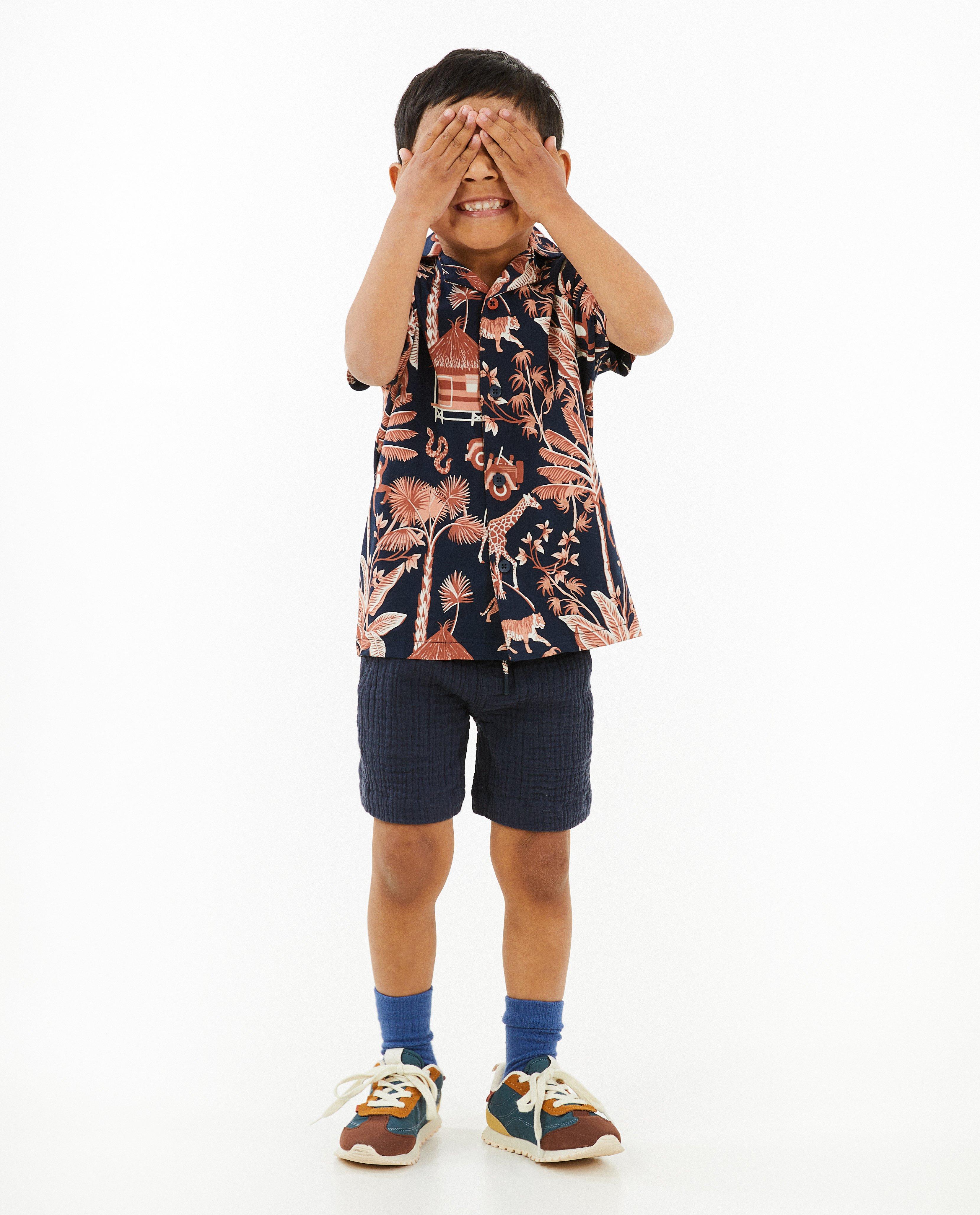 Pantaloni scurți Kidz Nation Tetra din bumbac organic, albastru închis