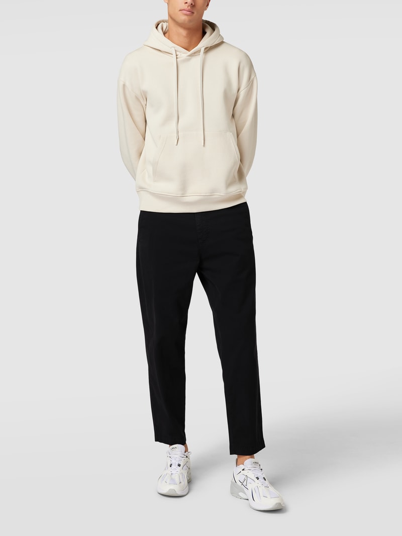 Chino mit Label-Patch Modell 'Statum' in schwarz