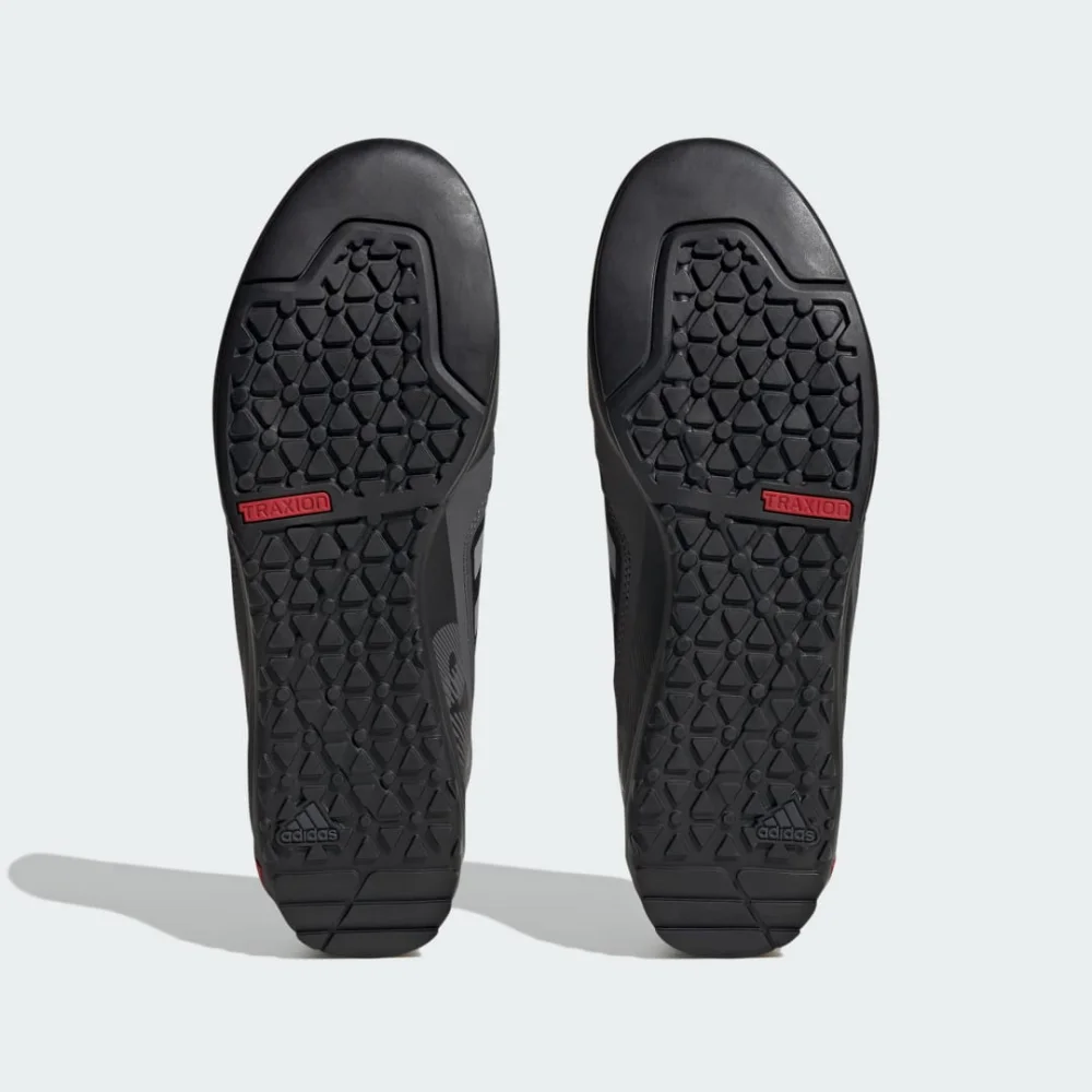 adidas Swift Solo 2.0 IE6901 / schwarz