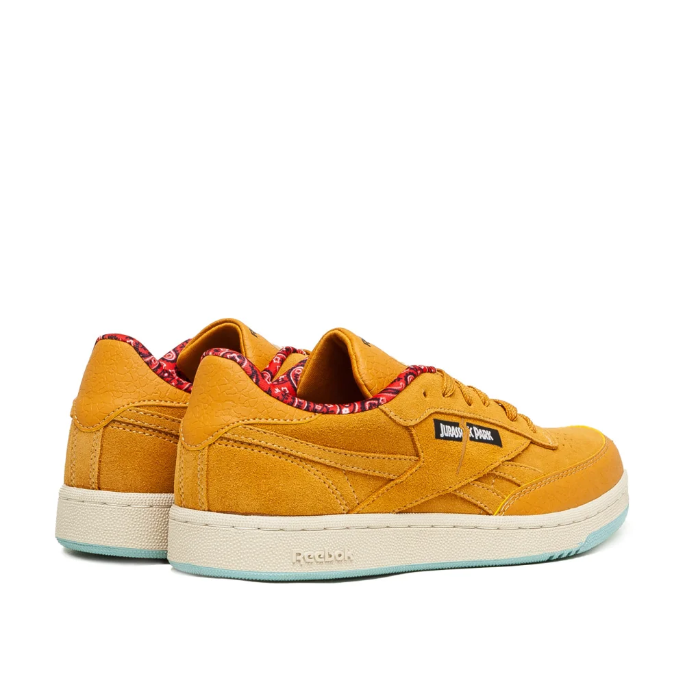 Reebok Jurassic Park Club C 85 GZ0536 / braun
