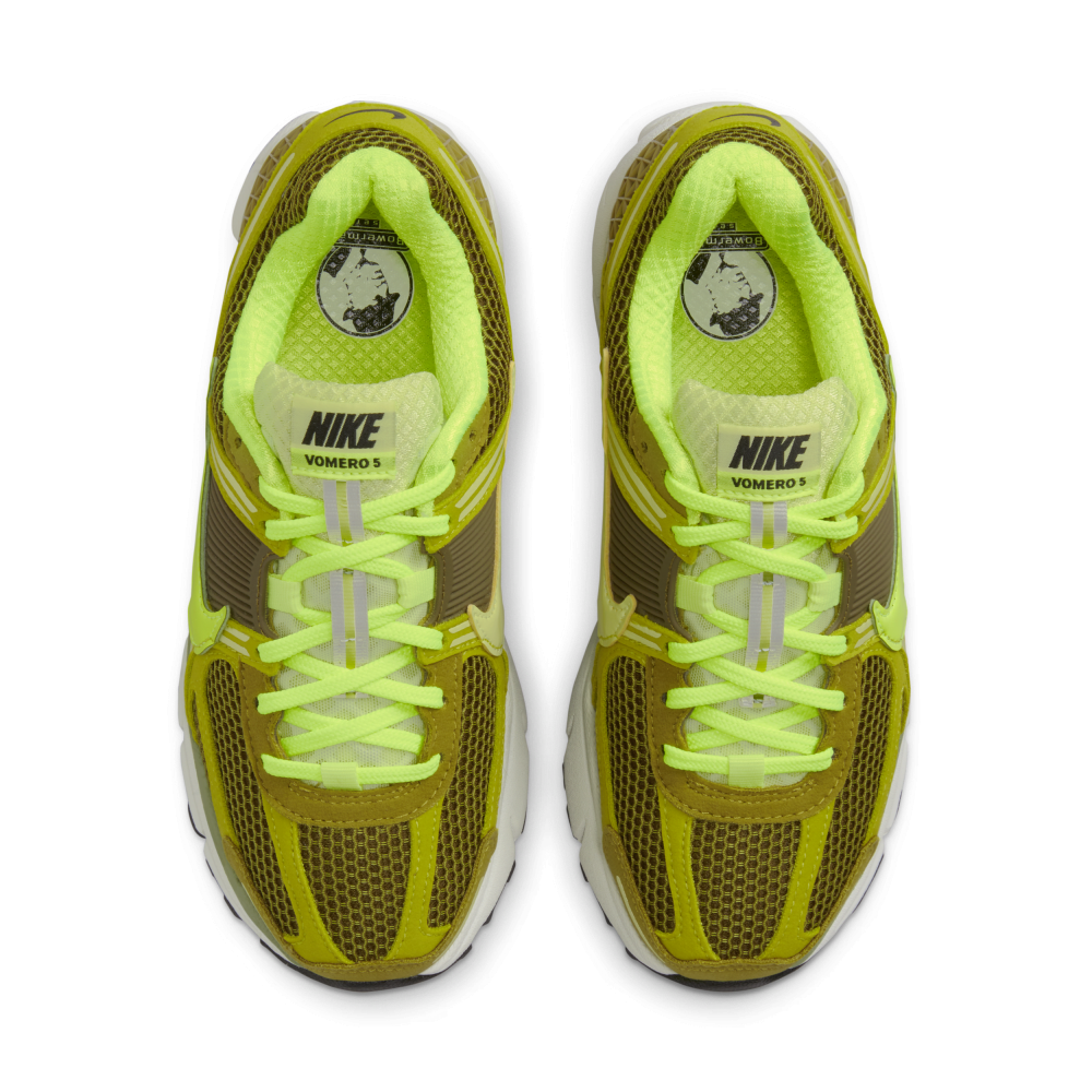 Nike WMNS Zoom Vomero 5 FJ4738-300 / grün