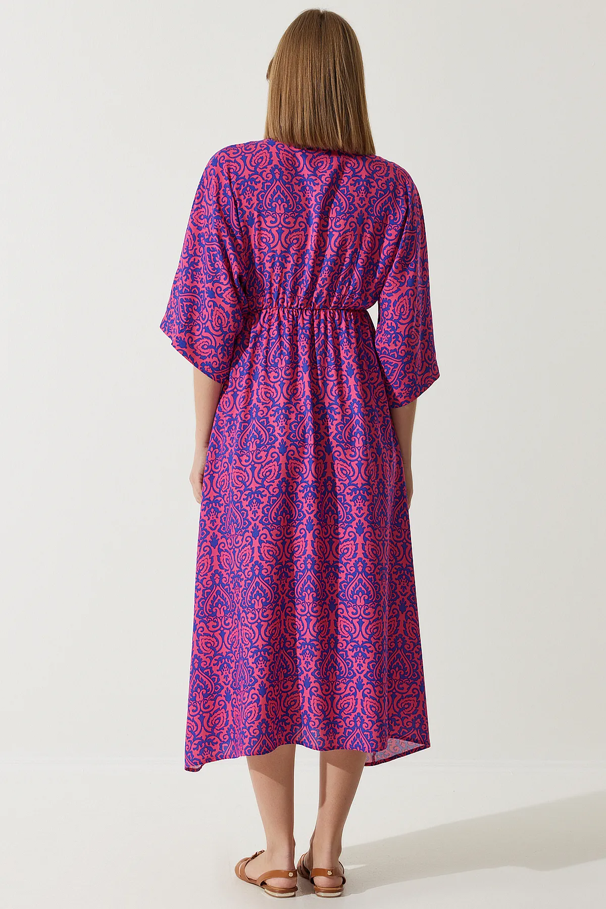 Happiness İstanbul  Damen-Sommerkleid aus Viskose in Dunkelrosa und tiefem V-Ausschnitt CI00081