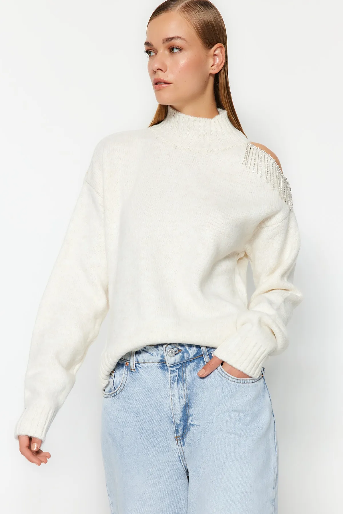 Trendyol Collection  Steinfarbener Strickpullover mit Stehkragen TWOAW24KZ00120