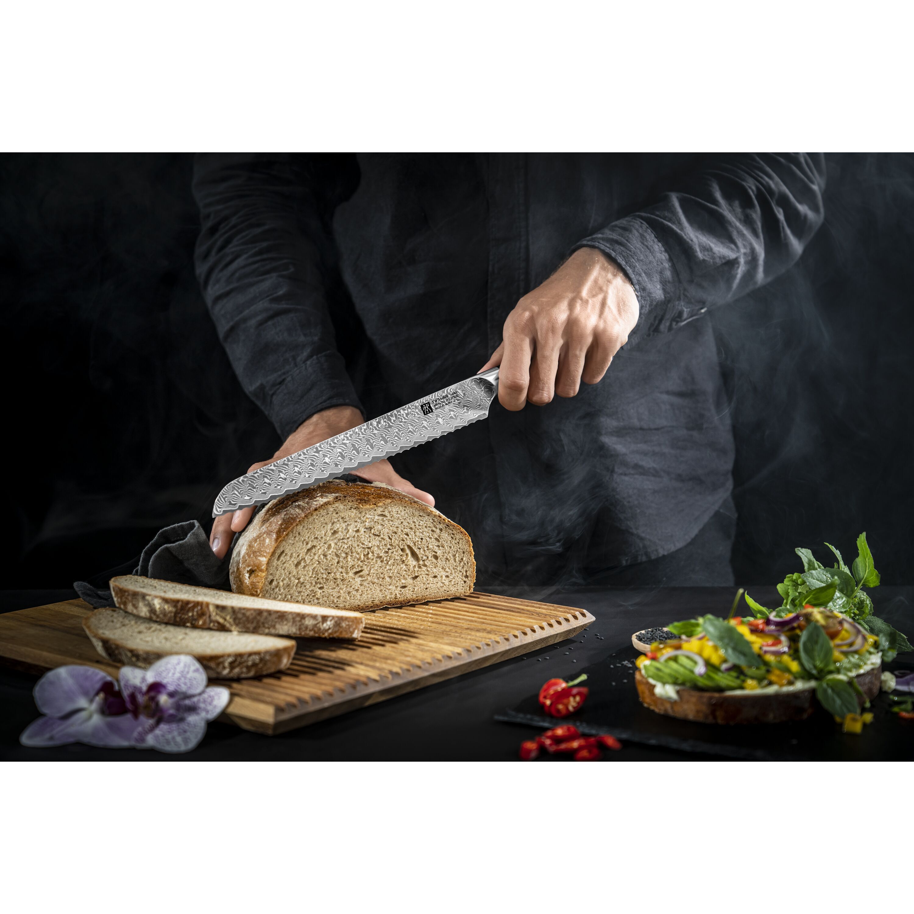 Brotmesser 23 cm, Wellenschliff