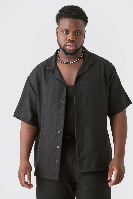 Plus kurzärmliges Leinen-Hemd & Shorts in Schwarz