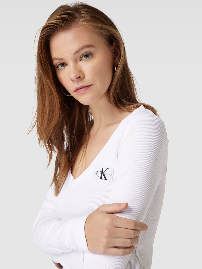 Longsleeve mit Label-Patch in weiss