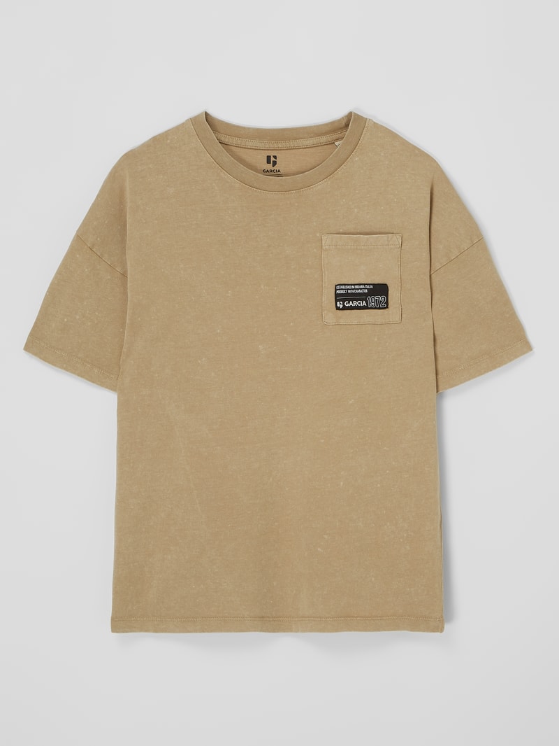 T-Shirt mit Message in sand