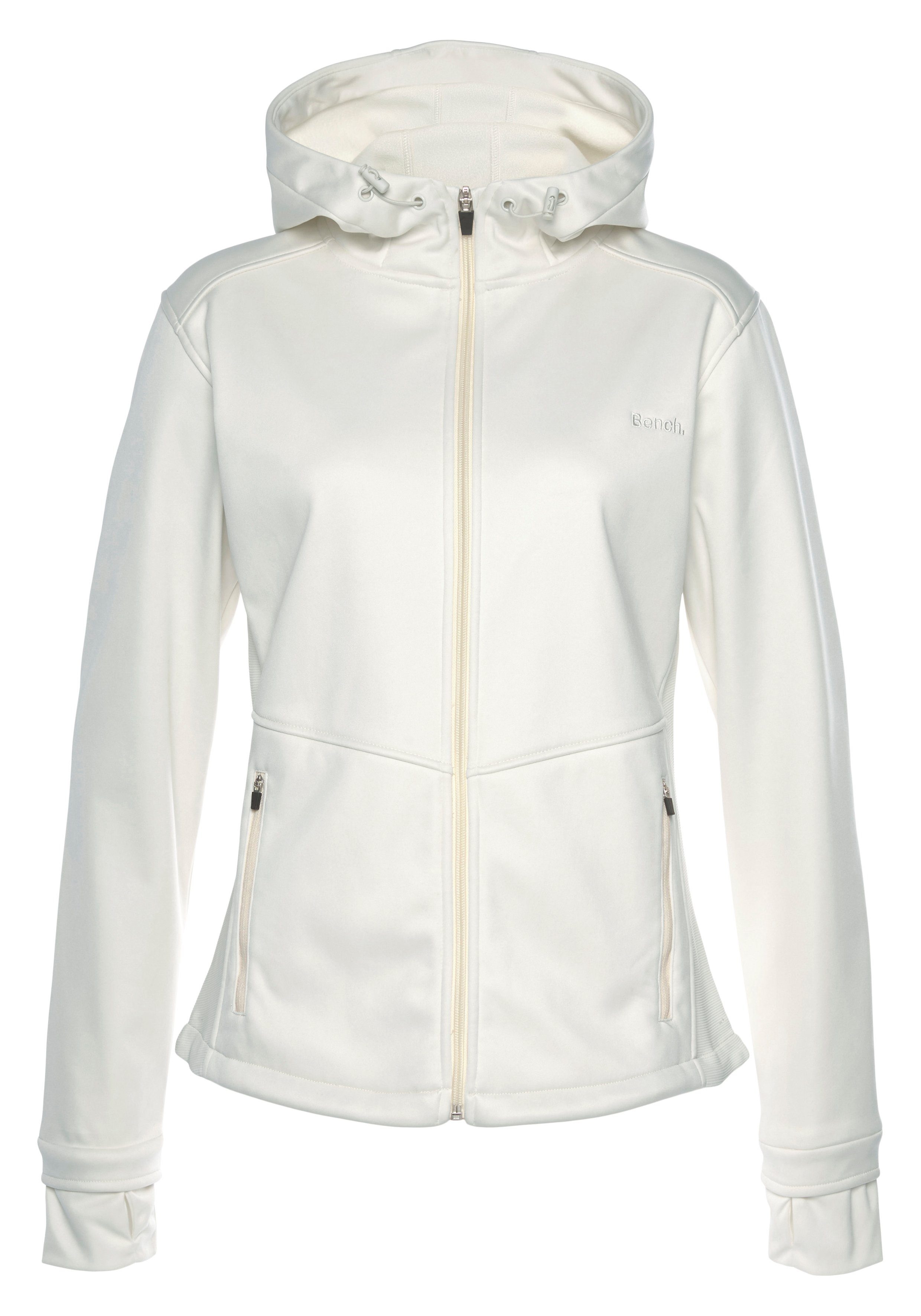 Bench. Softshelljacke ideal zum Wandern mit regulierbarer Kapuze und Reißverschlusstaschen