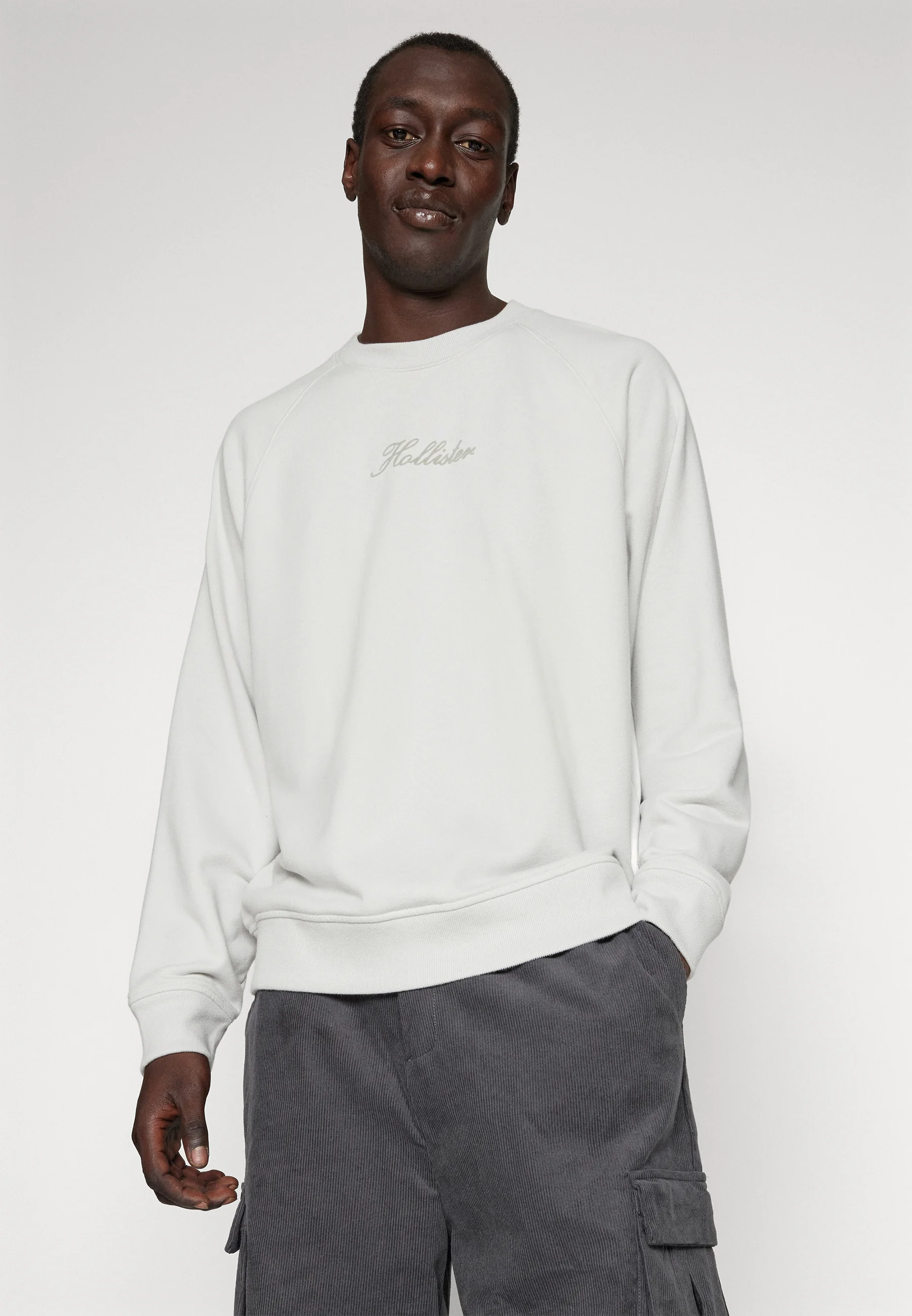 Sudadera Hollister Co. EXCLUSIVE CREW