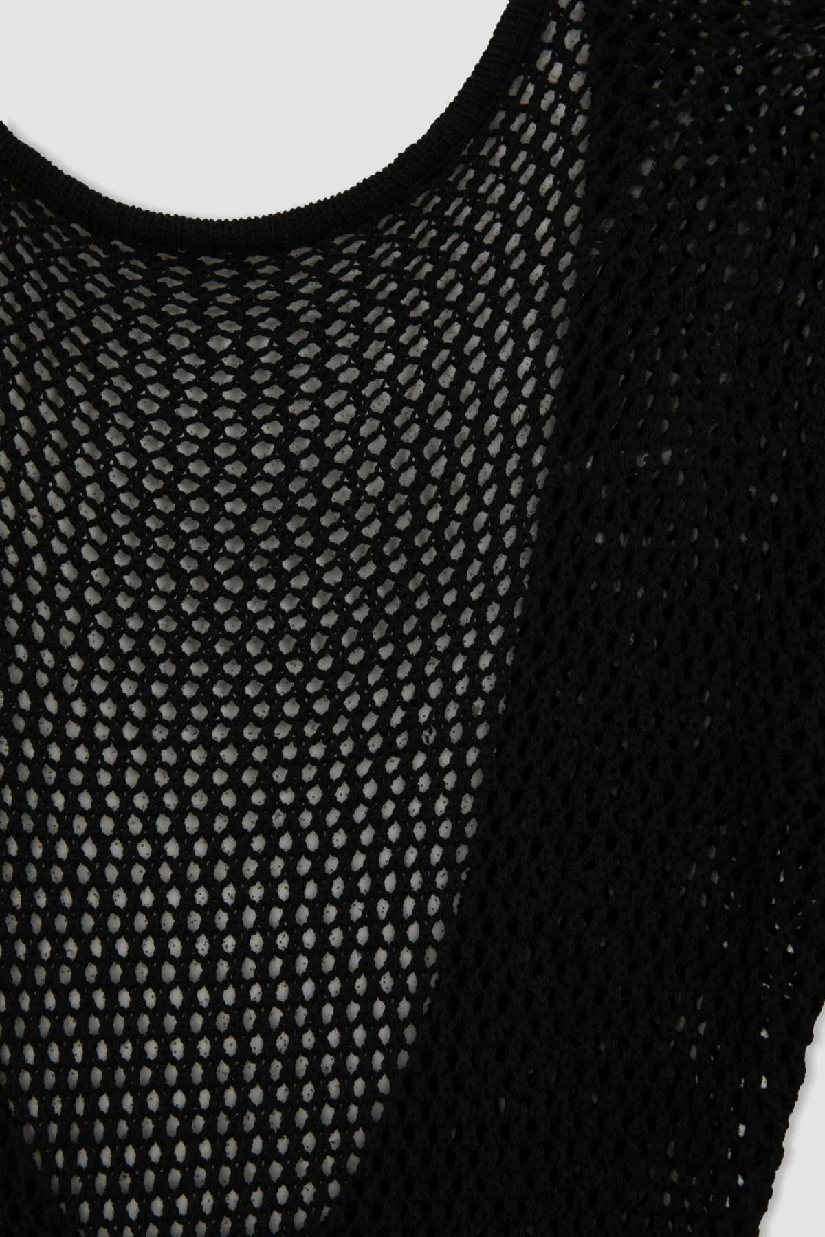 DeFacto  Verlieben Sie sich in ein Strick-Strandkleid mit normaler Passform