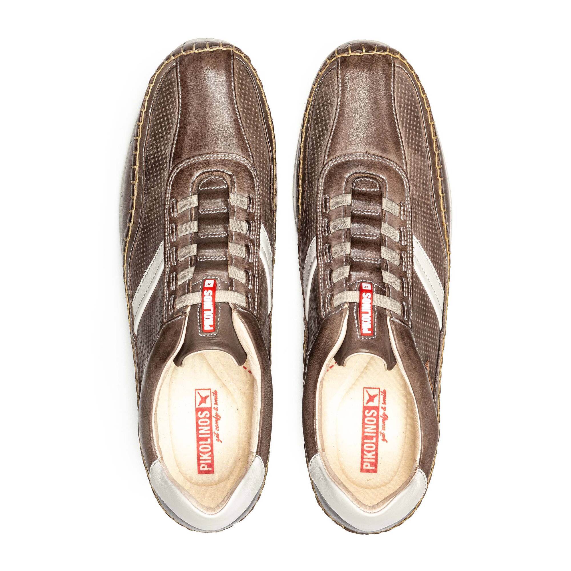 Buty sportowe męskie z gumką - CIEMNOSZARE