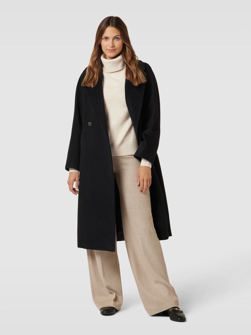 Rollkragenpullover mit überschnittenen Schultern in beige