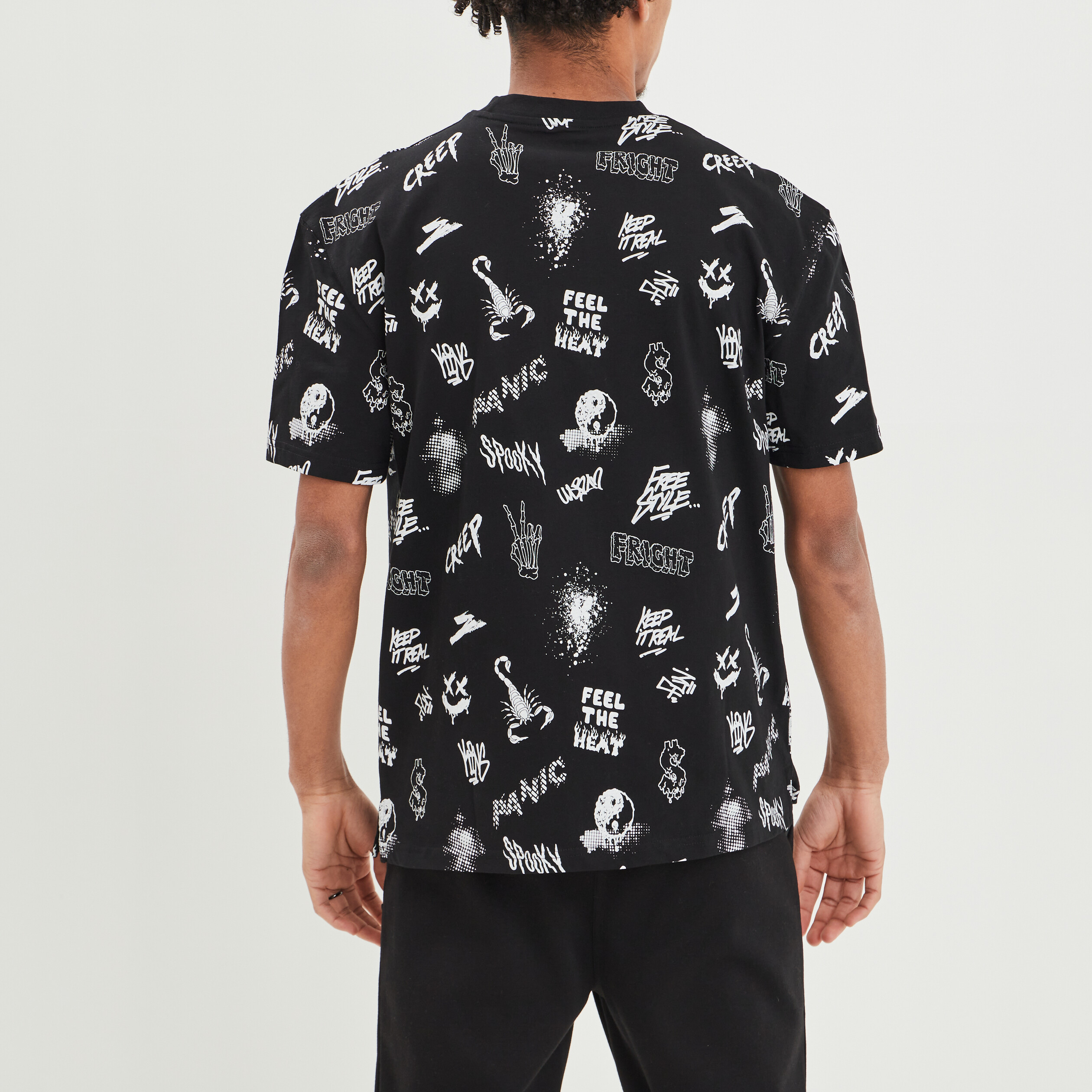 T-shirt oversize col rond Liberto noir homme | La Halle