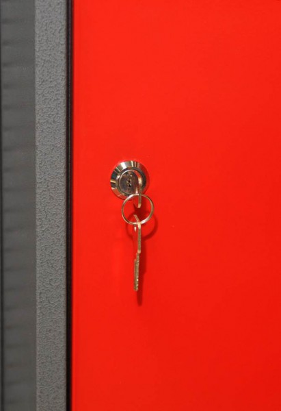 Kreher Werkstattschrank zum Aufhängen mit einer Türen und Lochwand