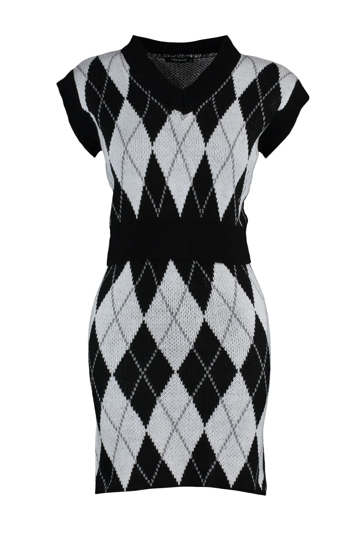 Trendyol Collection  Schwarzes, kurzes Strickoberteil und -unterteil im gleichen Muster TWOAW23AU00085