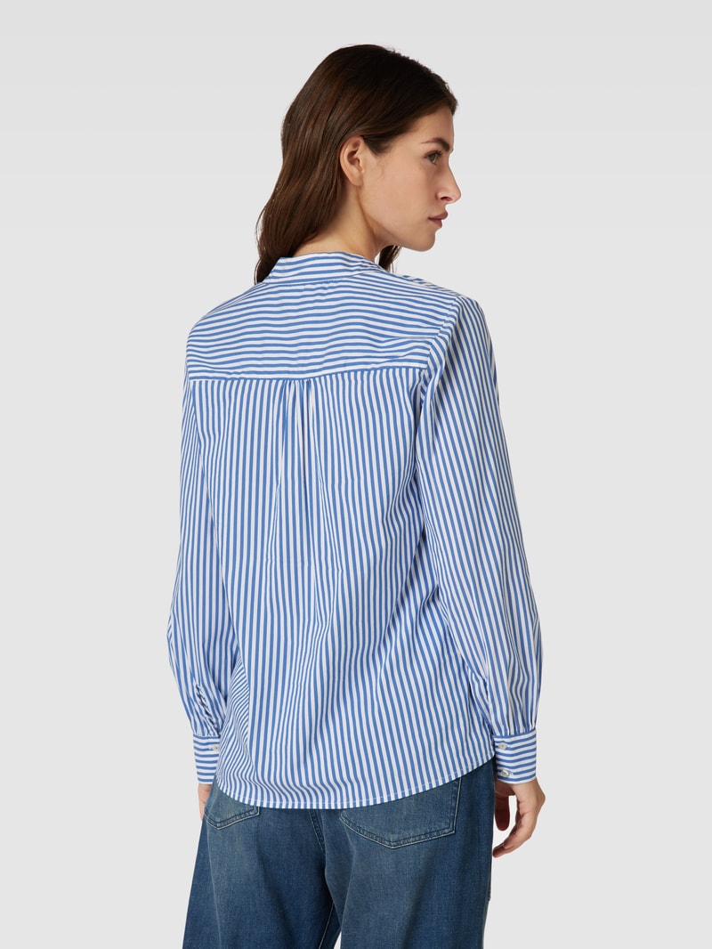 Bluse mit Streifenmuster in hellblau