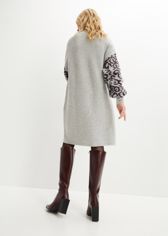 Oversized Strickkleid mit Leomuster