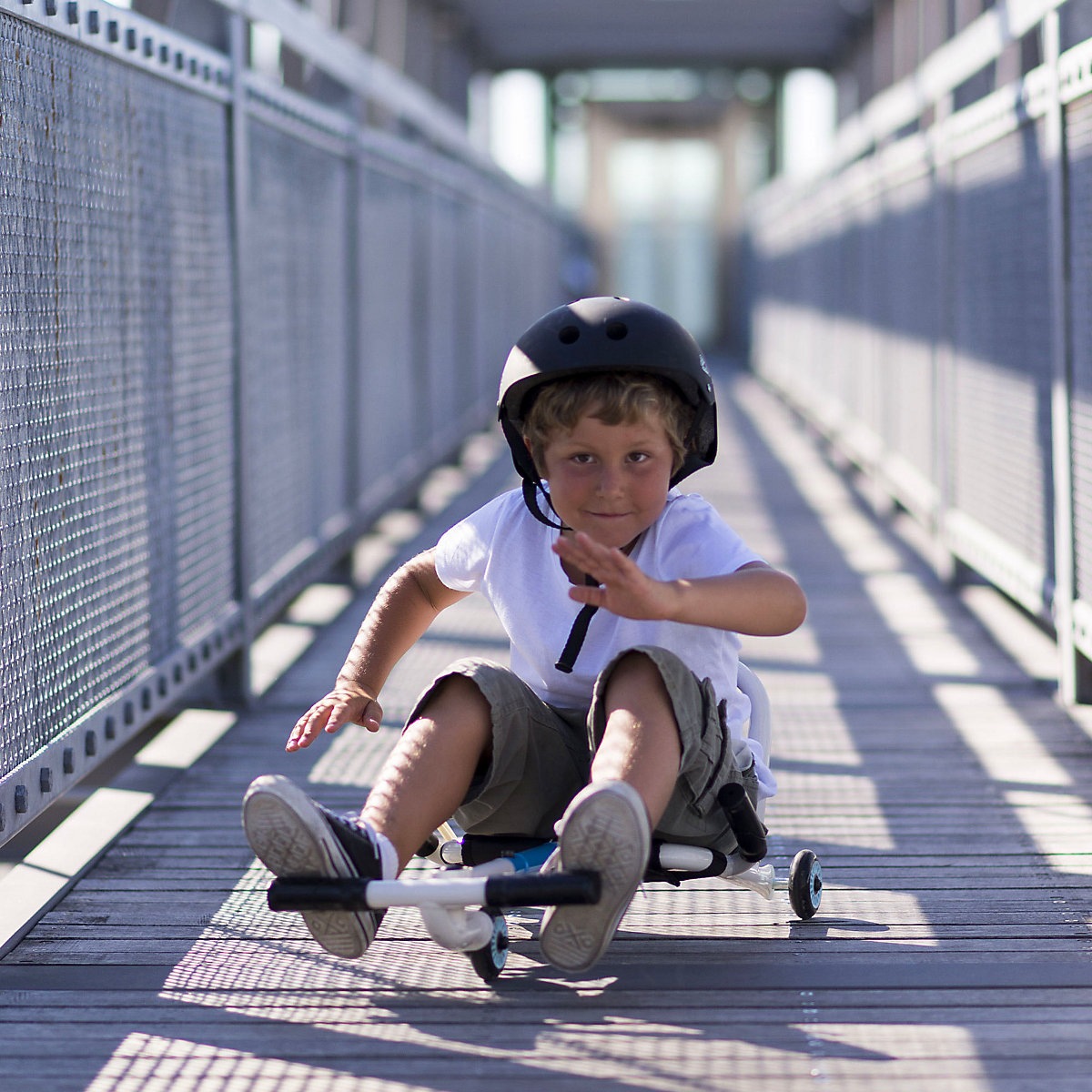 Mini Dreirad Kinderfahrzeug für Kleinkinder 2 - 4 Jahre Mädchen oder Jungen Trike Dreiradscooter Bewegungsspielzeug