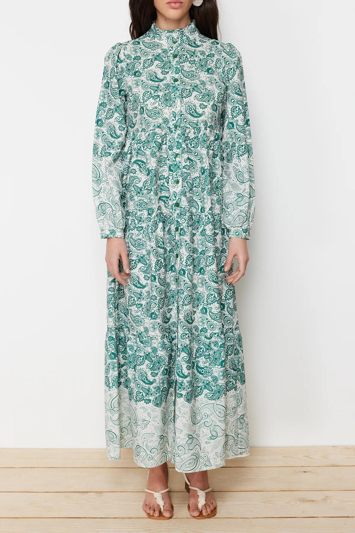 Trendyol Modest  Blaues, gewebtes Hemdkleid mit ethnischem Muster und vorherrschendem Kragen in Leinenoptik TCTSS23EB00286