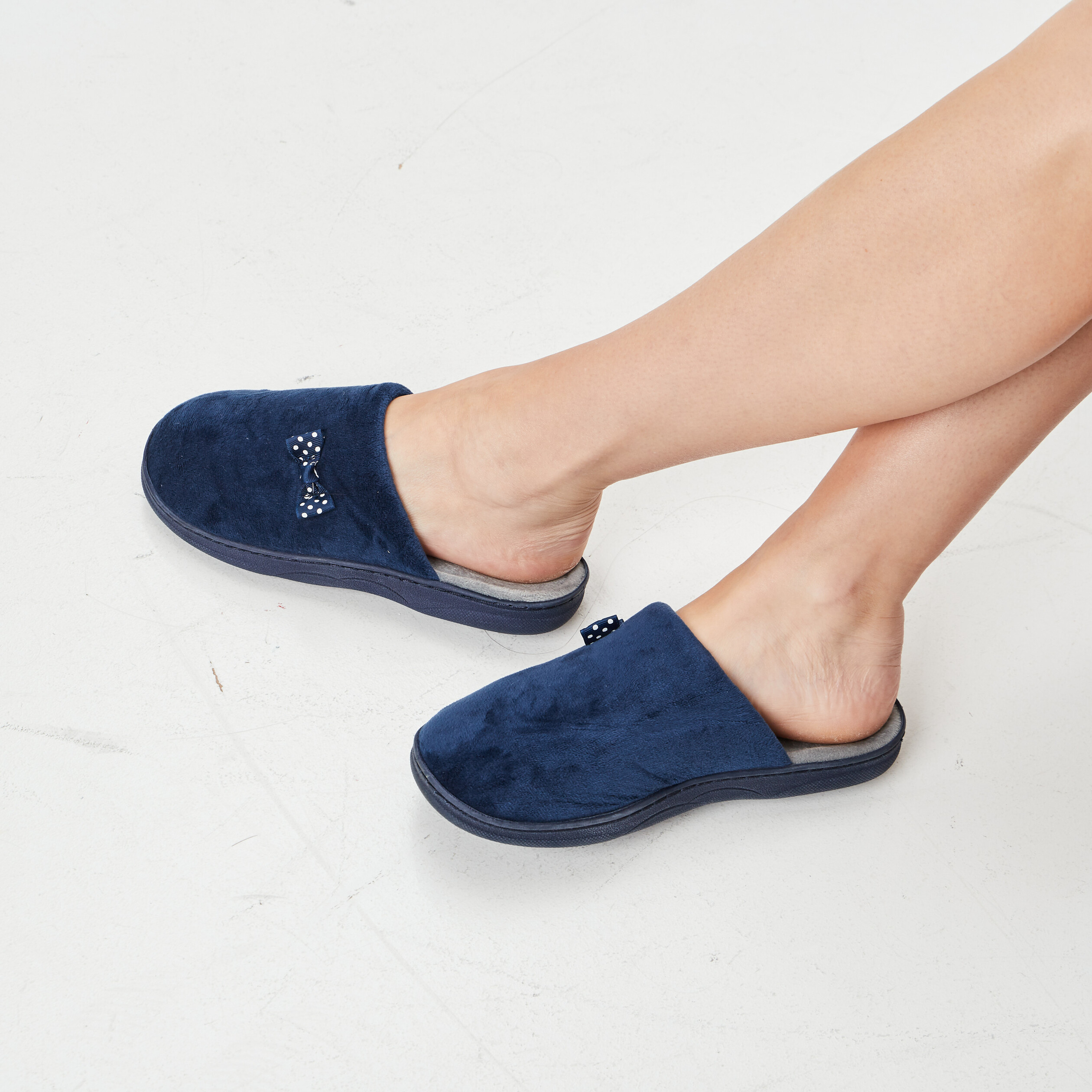 Chaussons mules détail noeud bleu marine femme | La Halle