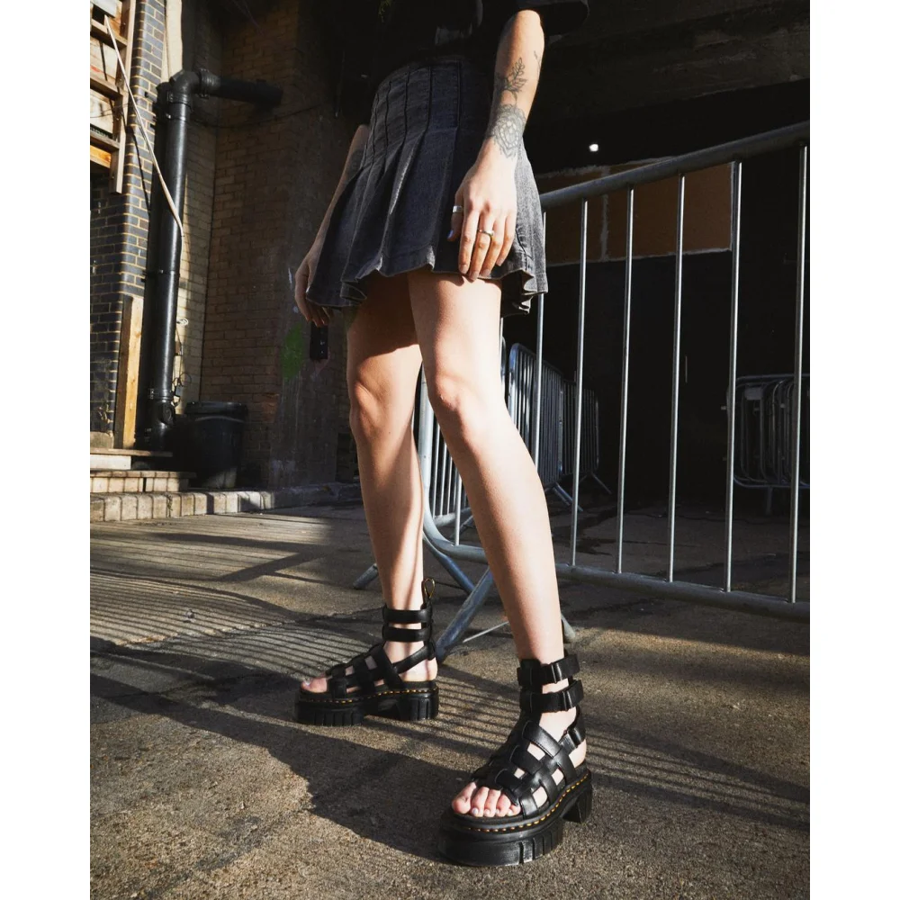Dr. Martens Ricki 27402001 / schwarz