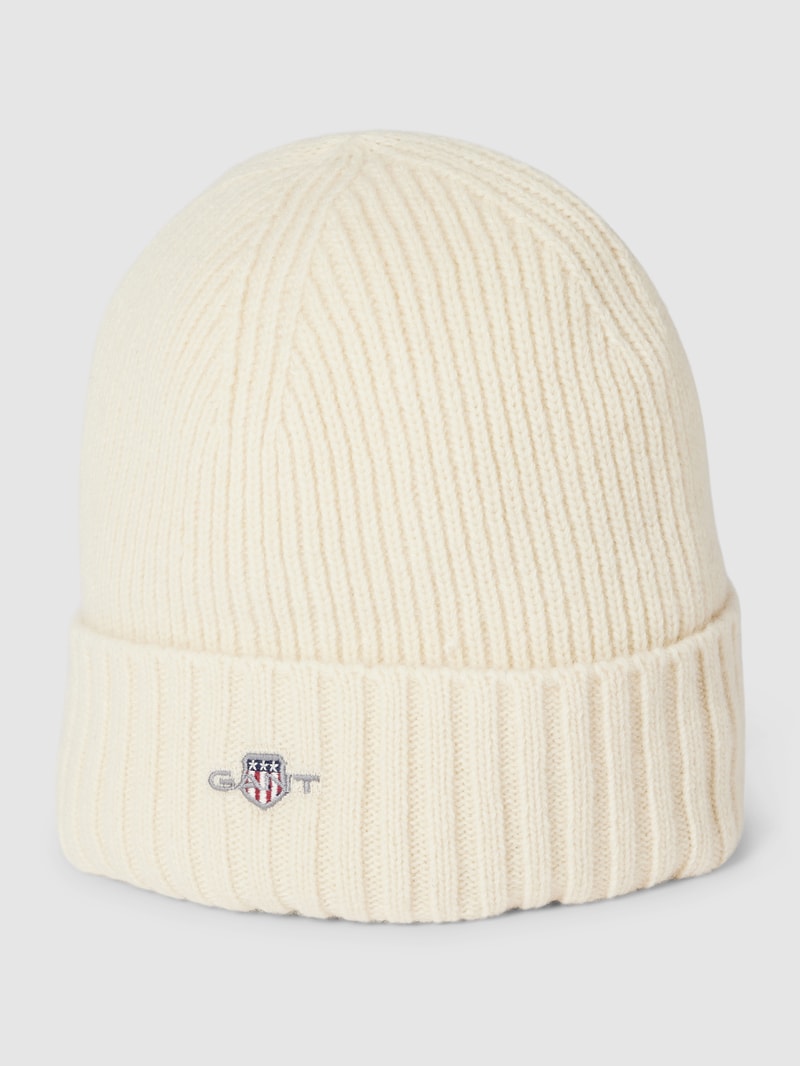 Beanie in Strick-Optik in ecru