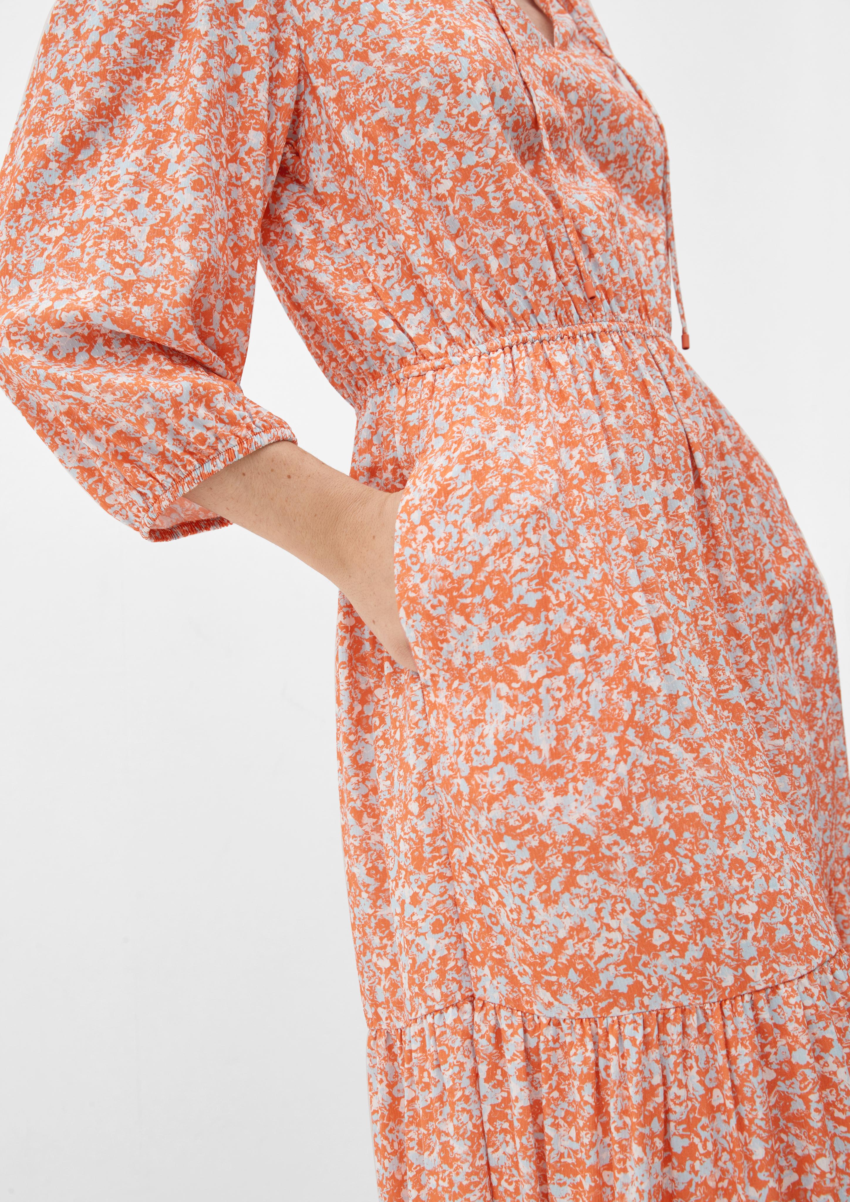 Stufenkleid mit Allover-Print  2132454-27A1