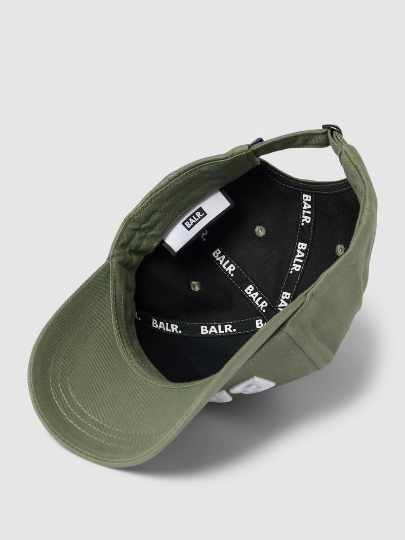 Basecap mit Label-Stitching Modell 'Embro' in grün