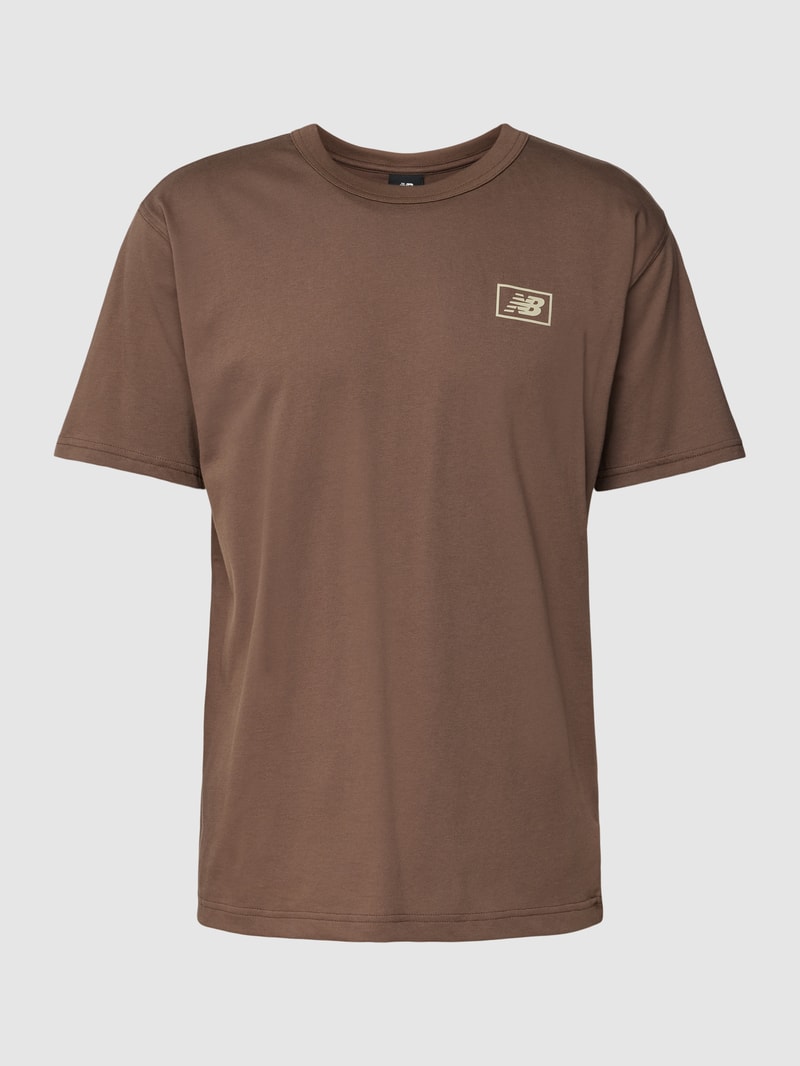 T-Shirt mit Label-Detail in dunkelbraun