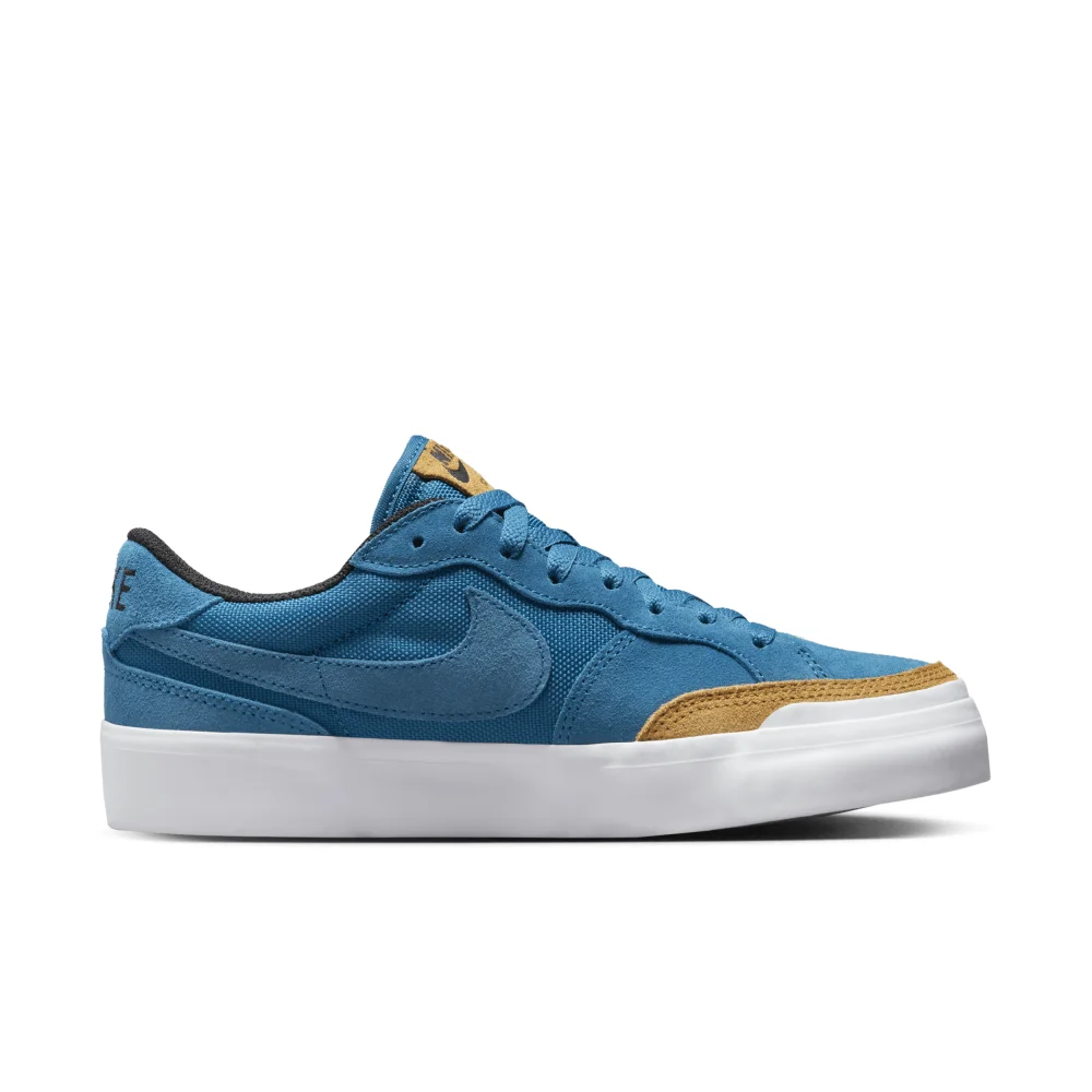 Nike Zoom Pogo Plus Premium DX6915-300 / grün