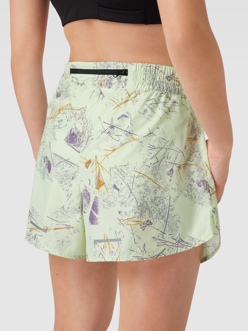 Shorts mit Allover-Muster Modell 'LIMITLESS' in hellgelb