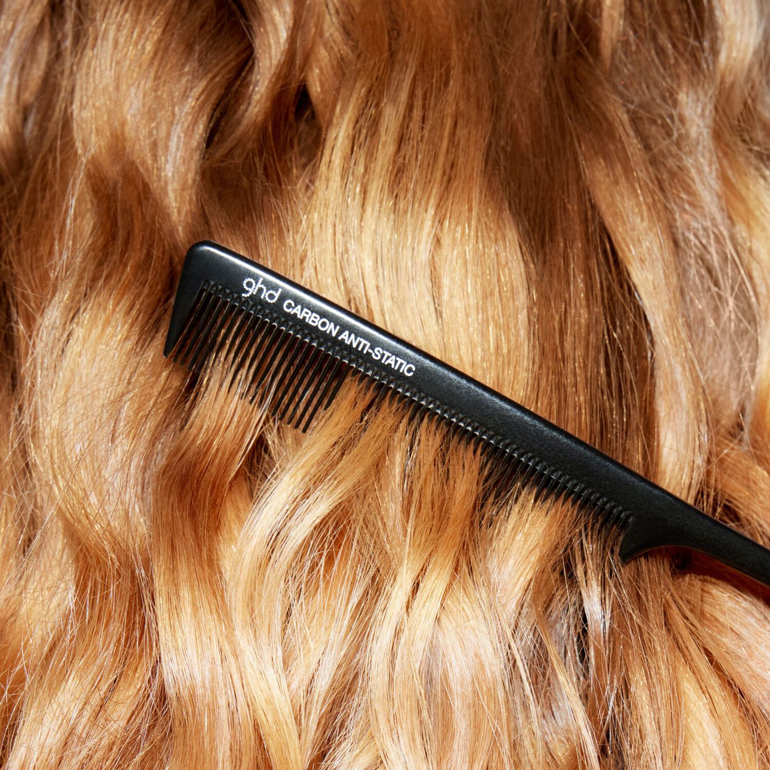 GHD Peigne à Queue Coiffage de Précision