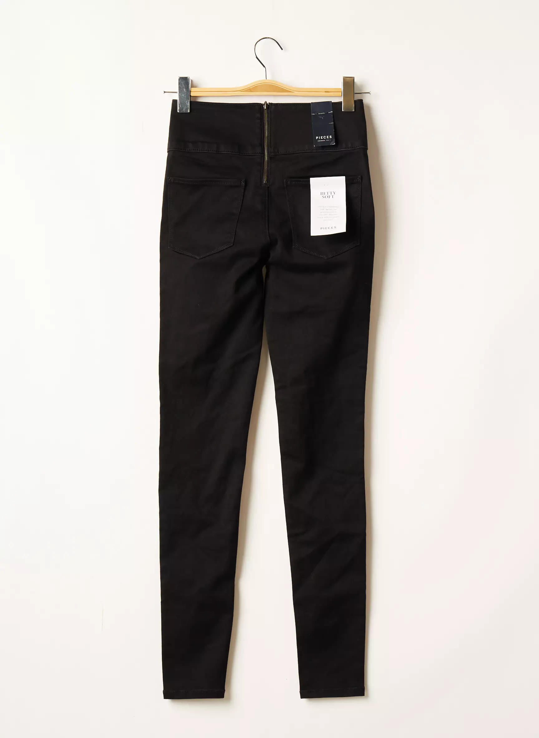 Pieces Pantalons Slim Femme couleur noir